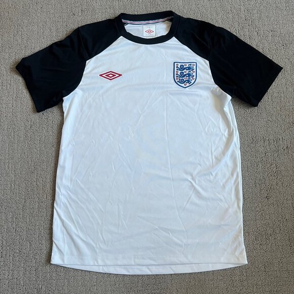 Tailored By Umbro Men’s England 2010-11 Soccer Training Shirt Sz M White Jersey - Picture 2 of 11